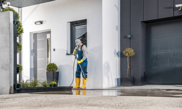 Best Animal Enclosure Cleaning  in Hurst, TX